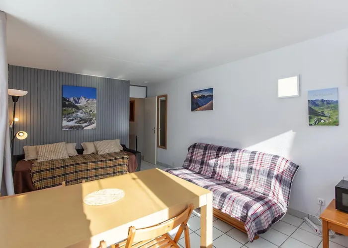 La Nature A Vos Pieds - Au Pied Des Pistes